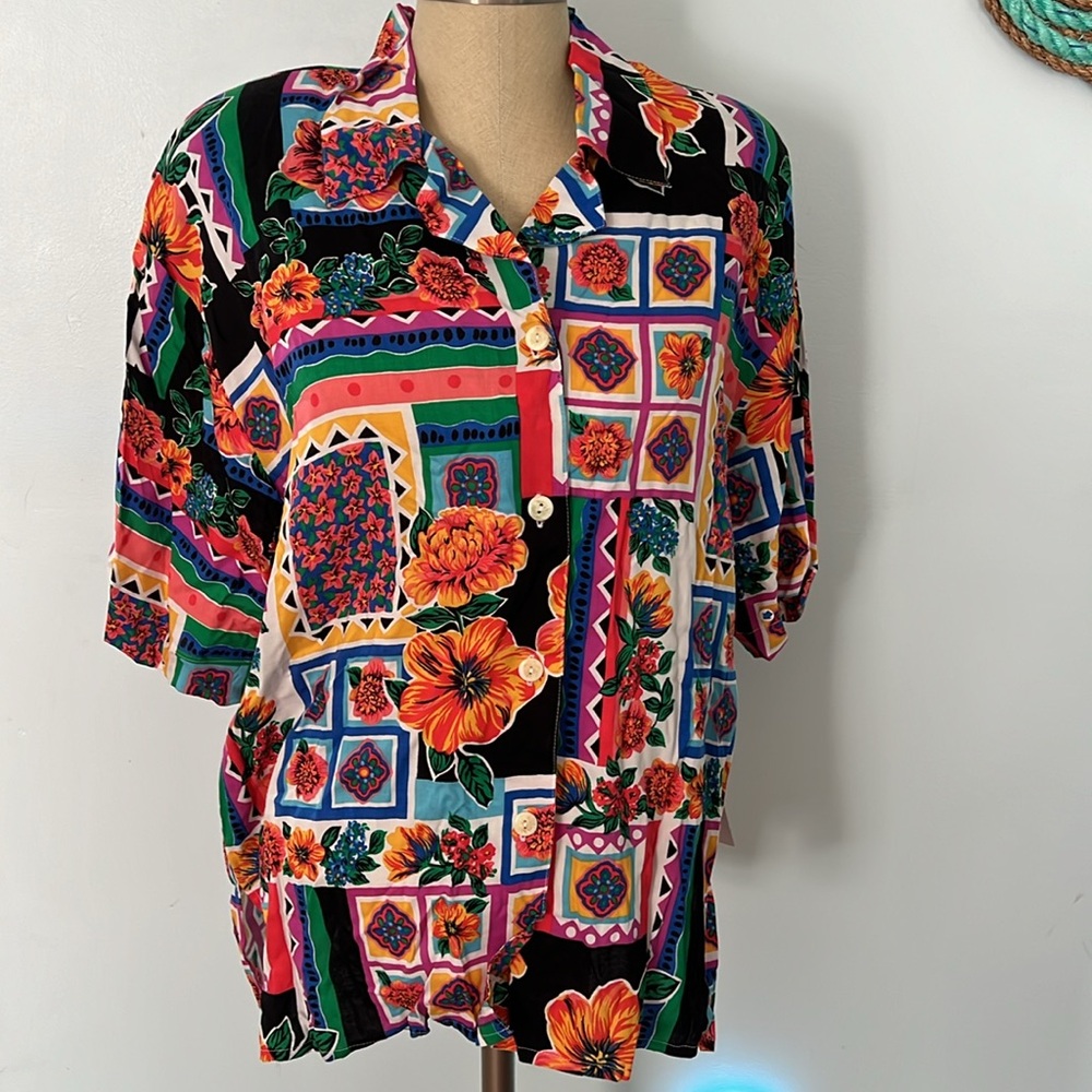 Chaus Vintage Rayon Hawaiian Shirt size Large NWT